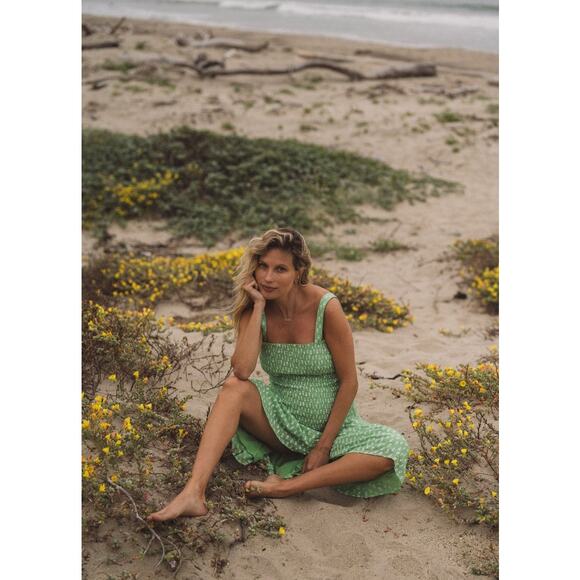 Hatch‎ The Evie Dress Maternity Stretch Green Ditsy Batik Summer Floral Size M - Picture 2 of 12